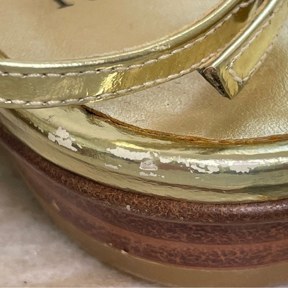 Stuart Weitzman sandal gold sz 7 floral detail - Picture 13 of 15
